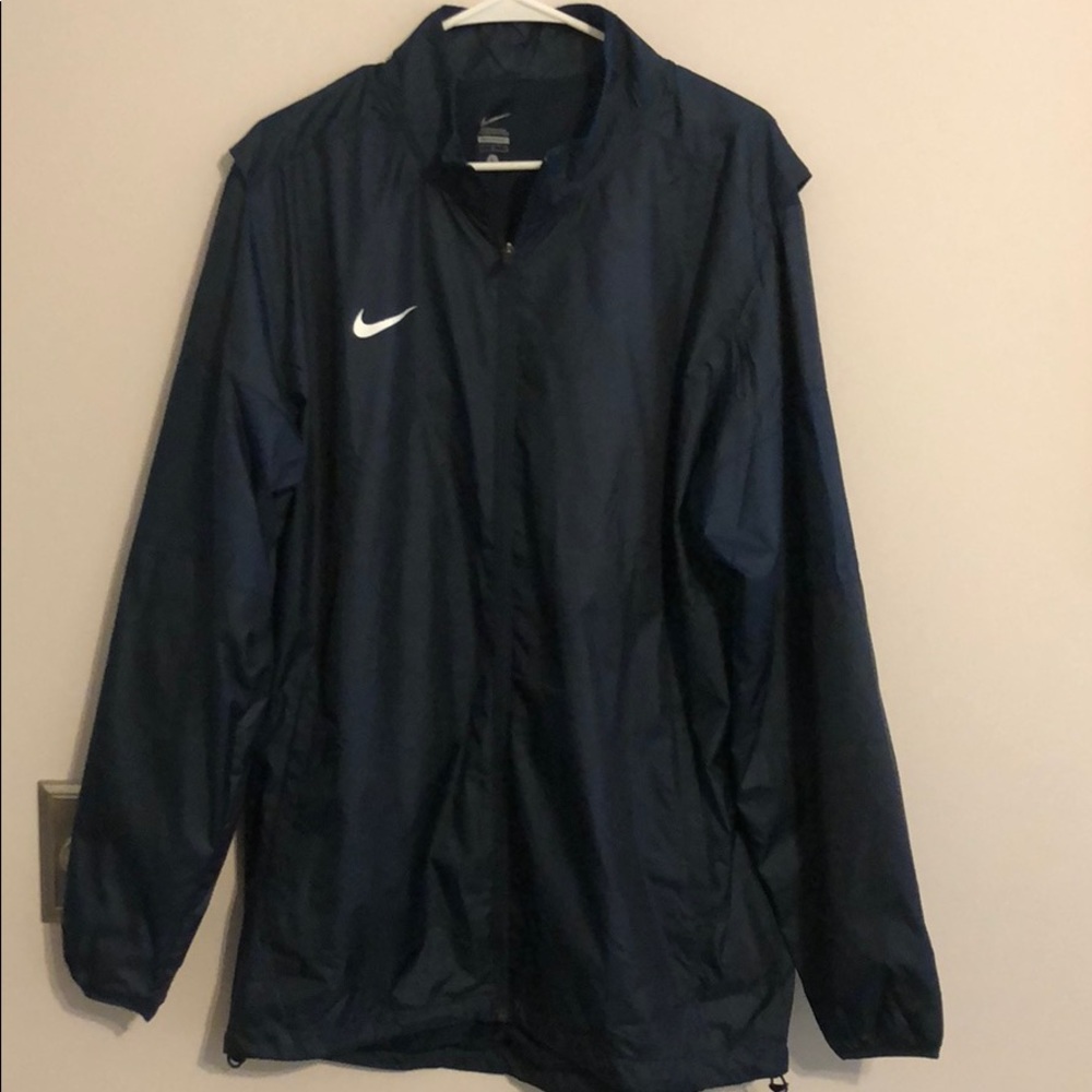 Nike water resistant jacket. NWOT